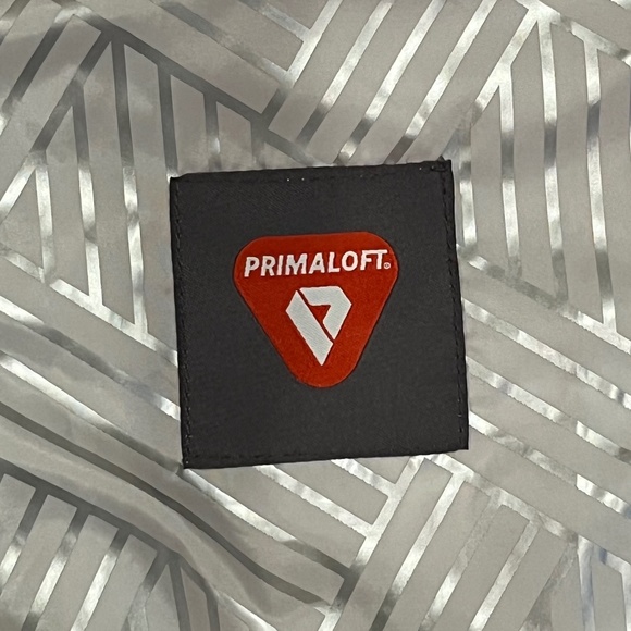 Zella Dynamic PrimaLoft Vest Size XS - Picture 9 of 13